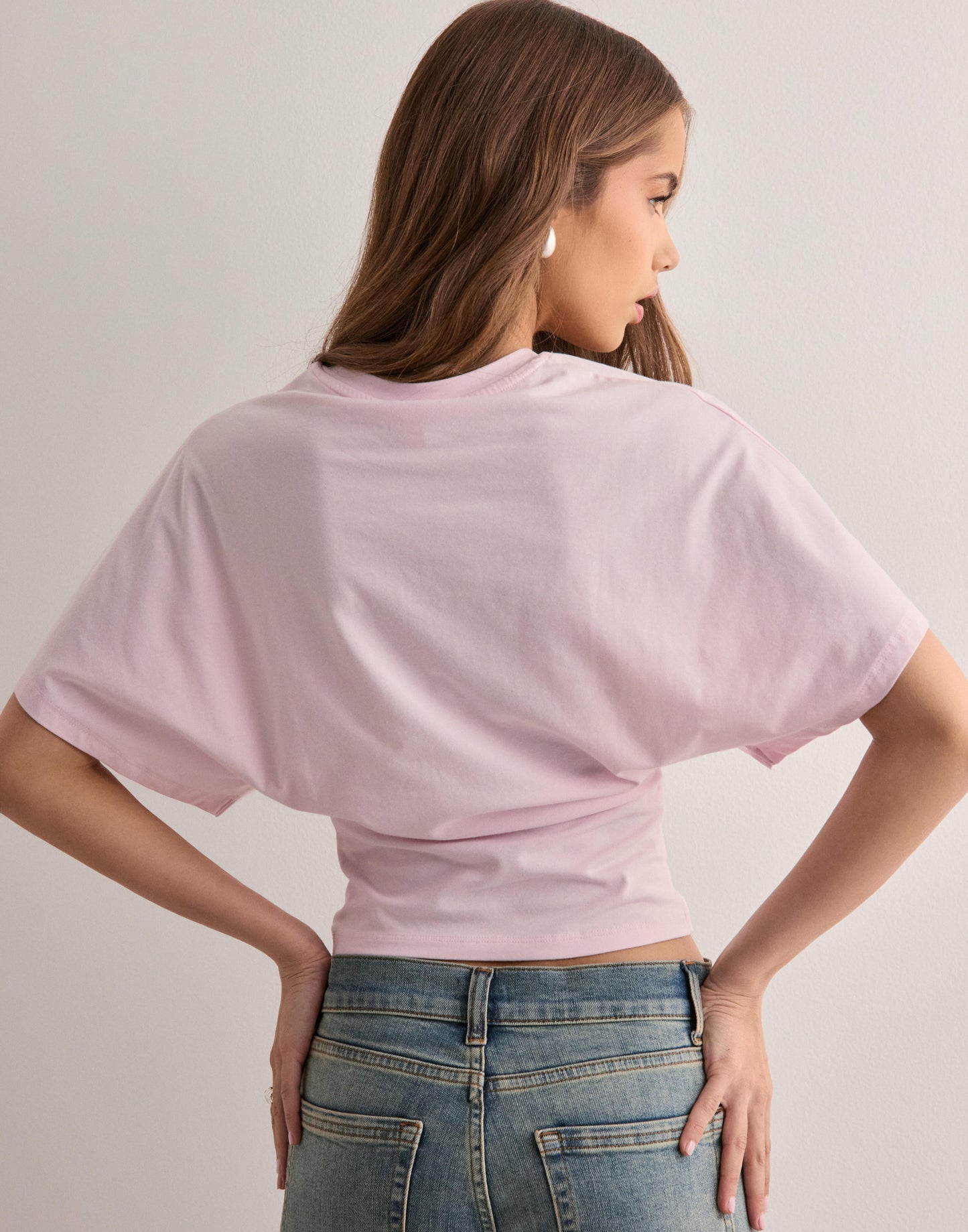 Camiseta manga ancha – Corte icónico