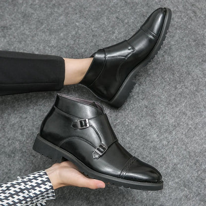 Botas de piel con cierre de hebilla